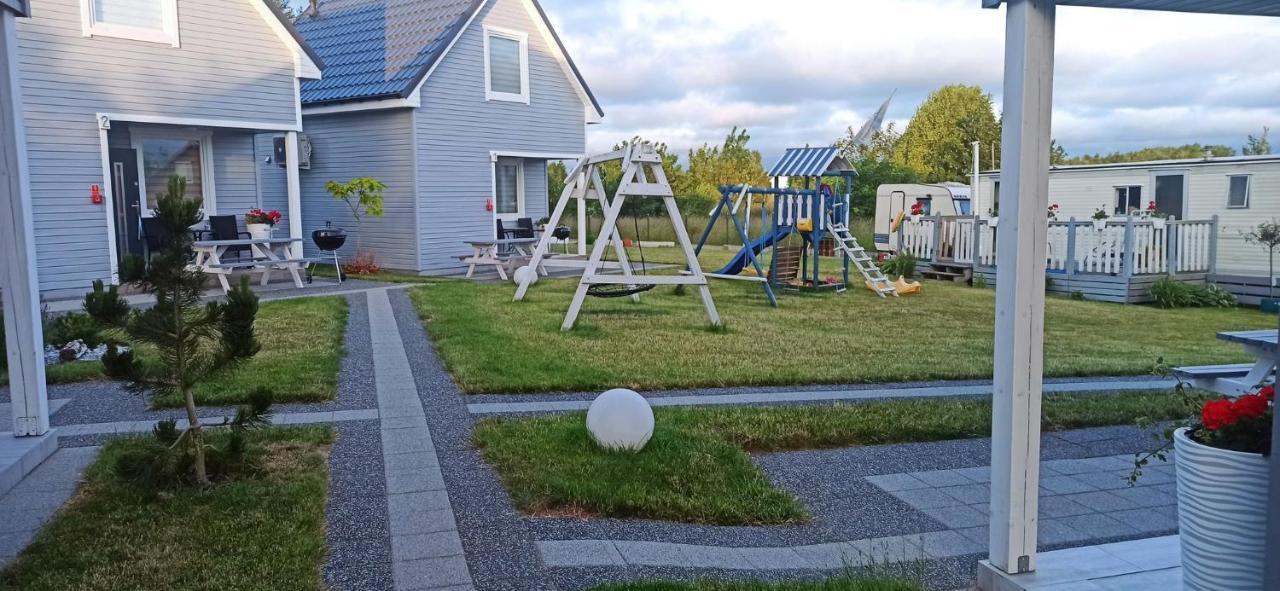 Morskie Opowiesci Niechorze Exterior foto